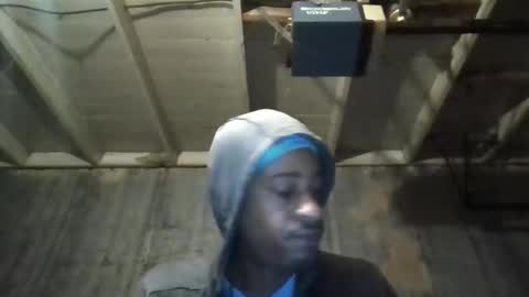 Snapshot of leo199984 chatting on November 23, 4:23 am leo199984 online show from November 23, 4:23 am