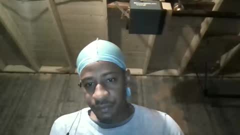 Snapshot of leo199984 chatting on November 23, 7:13 pm leo199984 online show from November 23, 7:13 pm