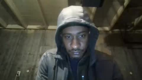 Snapshot of leo199984 chatting on December 2, 3:34 am leo199984 online show from December 2, 3:34 am