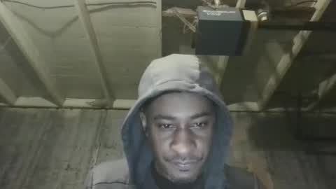 Snapshot of leo199984 chatting on December 14, 4:51 am leo199984 online show from December 14, 4:51 am