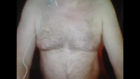 Snapshot of leo214550 chatting on March 23, 4:49 am LEO online show from March 23, 4:49 am