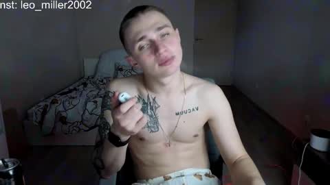 Snapshot of leo__miller chatting on April 20, 9:38 pm LEO online show from April 20, 9:38 pm