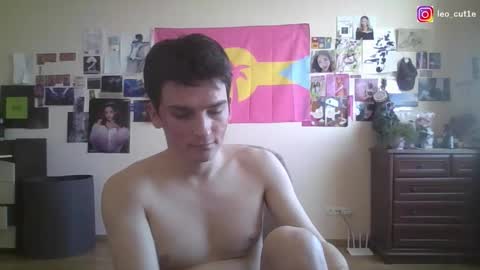 leo_cutie online show from March 14, 9:26 am