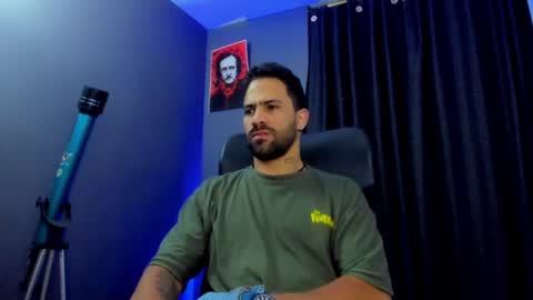 Leo  Diaz online show from March 7, 2:25 am