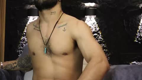 Leo  Diaz online show from June 11, 12:43 am