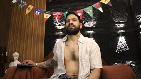 Leo  Diaz online show from June 23, 1:47 am
