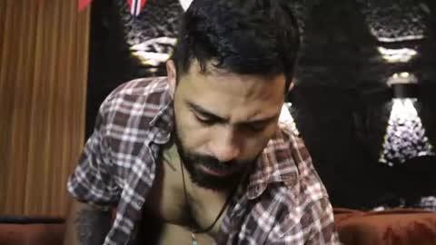 Leo  Diaz online show from July 19, 10:57 pm