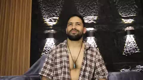 Leo  Diaz online show from July 29, 11:25 pm