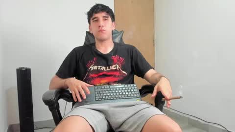 Leo Jones online show from April 28, 10:15 pm
