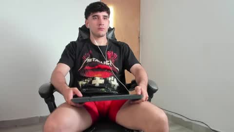 Leo Jones online show from May 23, 10:14 pm