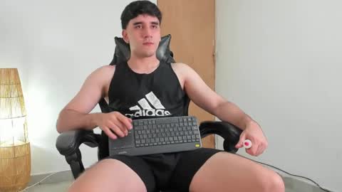 Leo Jones online show from June 10, 12:22 am