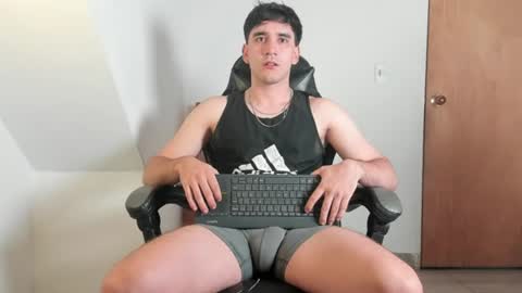 Leo Jones online show from July 12, 1:51 am