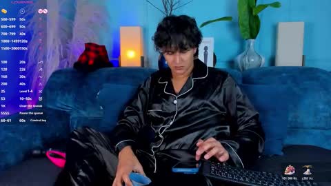 Leo online show from December 16, 3:55 am