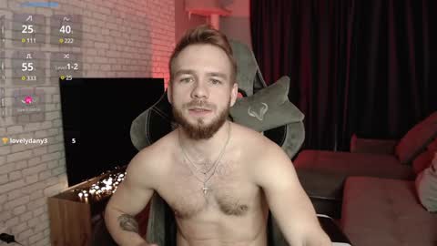 Snapshot of leo_stephens chatting on December 28, 8:05 am leo_stephens online show from December 28, 8:05 am