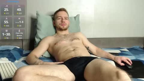 Snapshot of leo_stephens chatting on October 2, 10:44 am leo_stephens online show from October 2, 10:44 am