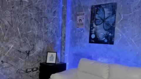 Leo independent model online show from March 12, 12:17 am