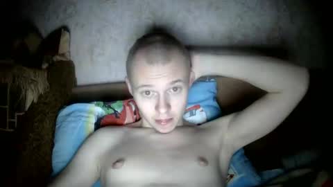 Snapshot of leo_timm chatting on December 14, 11:09 pm leo_timm online show from December 14, 11:09 pm