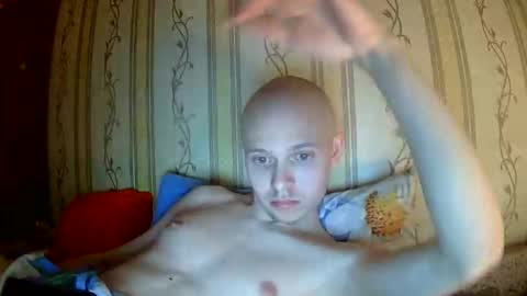Snapshot of leo_timm chatting on May 11, 10:40 pm leo_timm online show from May 11, 10:40 pm