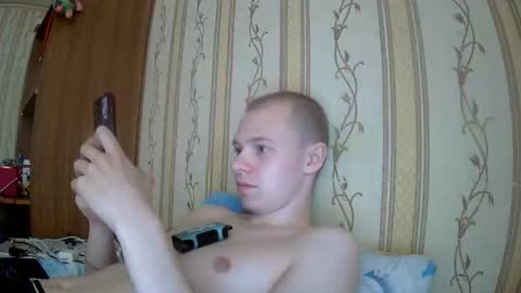 leo_timm online show from June 8, 8:15 am