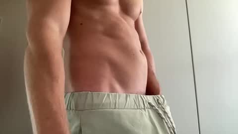 leoandy123 online show from October 24, 2:13 pm