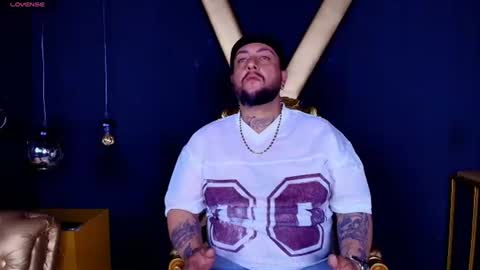 leoboss_ online show from July 4, 4:51 am