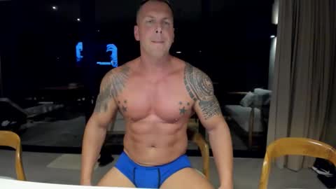 Snapshot of leoboyf4f chatting on June 5, 6:35 pm TheBigLeo online show from June 5, 6:35 pm