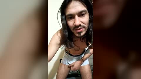 Snapshot of leoedga chatting on June 28, 2:23 pm leoedga online show from June 28, 2:23 pm