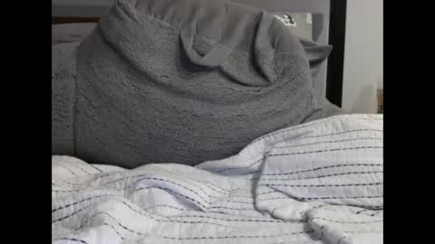 Snapshot of leologan chatting on January 19, 11:12 am leologan online show from January 19, 11:12 am