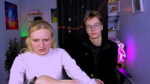 Snapshot of leon_lie chatting on December 16, 1:05 pm leo online show from December 16, 1:05 pm