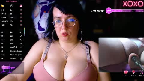 Snapshot of leona_harrison chatting on October 29, 2:30 pm Leona Harrison online show from October 29, 2:30 pm