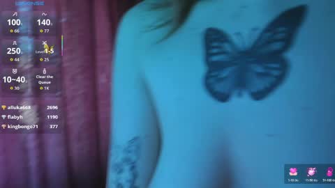 Snapshot of leona_vixen chatting on April 13, 3:06 pm Leona online show from April 13, 3:06 pm