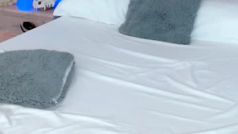 Snapshot of leonacutecam chatting on October 23, 9:35 pm LUCY online show from October 23, 9:35 pm