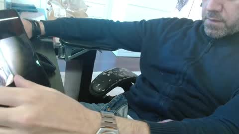 angel e sonia online show from April 24, 8:28 am