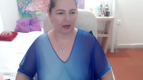 leonela   online show from March 21, 8:19 am