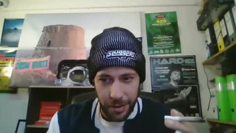 leonidascum online show from December 22, 1:08 pm