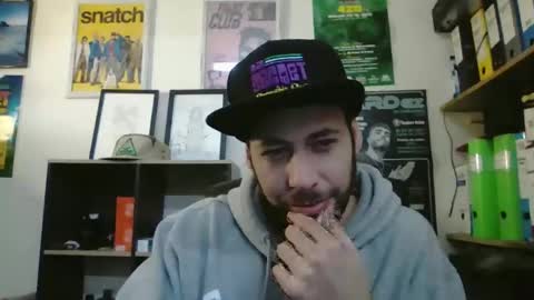 leonidascum online show from February 24, 10:57 am