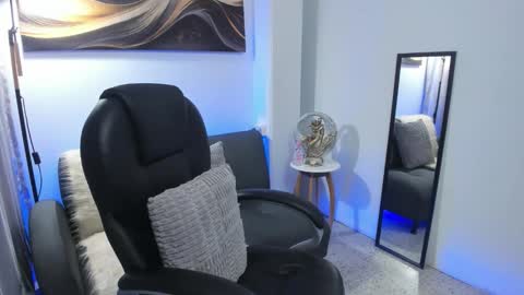 Leo  online show from January 14, 3:56 am