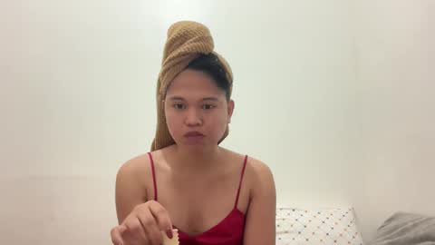 Jenn online show from April 26, 10:07 pm