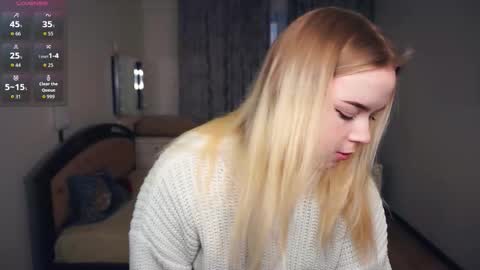 Snapshot of leotafredericks chatting on October 8, 5:38 am Hello everyone Im Lora Its my first day Were going to have fun together online show from October 8, 5:38 am