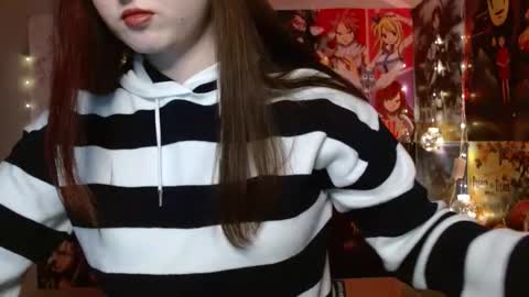 little secret online show from December 22, 7:33 pm