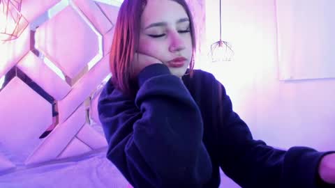   online show from May 13, 11:29 am