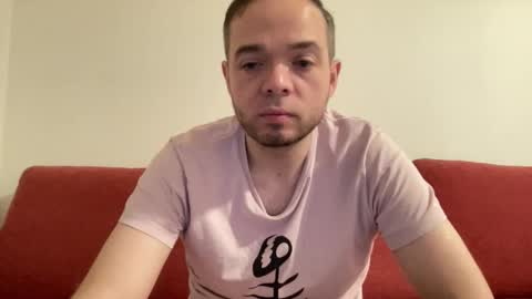 leroidesaulnes online show from November 2, 1:46 pm