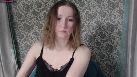 Snapshot of lesanamagic chatting on December 4, 8:40 pm LesanaMagic online show from December 4, 8:40 pm