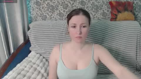 Snapshot of lesanamagic chatting on February 11, 8:19 am LesanaMagic online show from February 11, 8:19 am