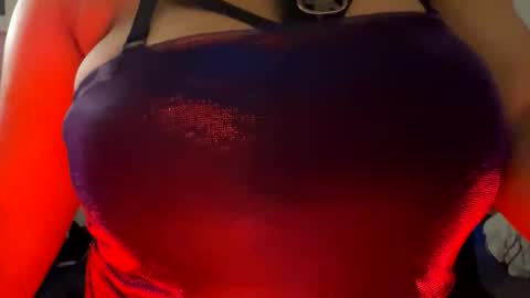 lesbisexualll online show from March 19, 5:00 am