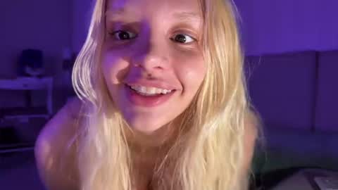 Lesi Join my fanclub before use my fanmenu online show from July 14, 12:35 am