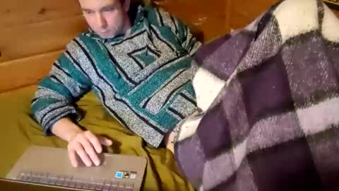 Snapshot of leskator9 chatting on January 17, 10:20 am leskator9 online show from January 17, 10:20 am