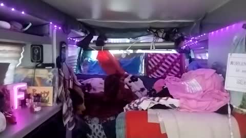 LesleyGumGrass- The Boring Trans girl online show from March 2, 7:45 pm