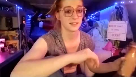 LesleyGumGrass- The Boring Trans girl online show from March 4, 1:12 am