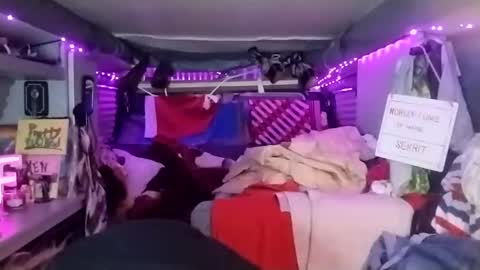 LesleyGumGrass- The Boring Trans girl online show from March 7, 12:04 am